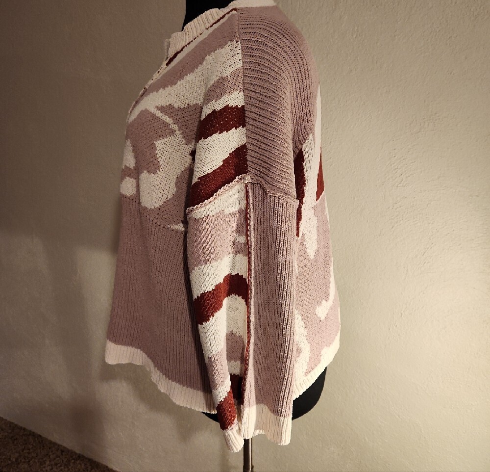 POL Light Mauve Cream V-Neck Patterned Sweater Women's Size Small - Picture 2 of 8